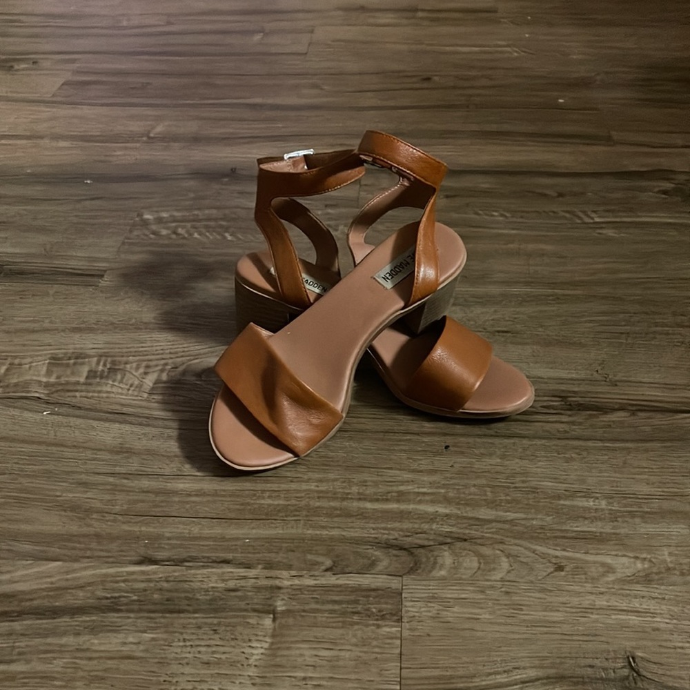 Steve Madden sandals 🤍